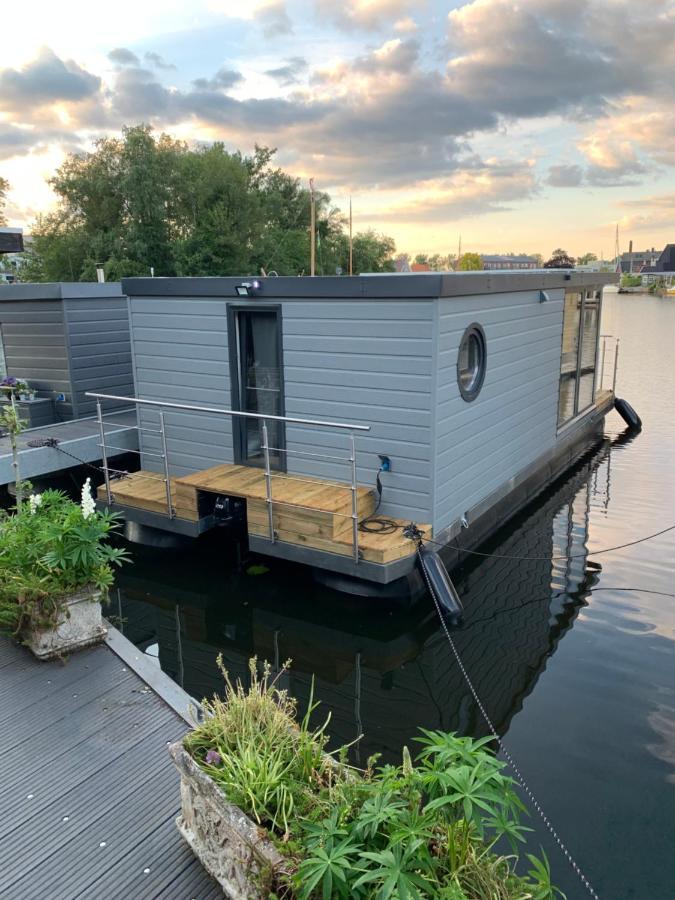 New Houseboat 2 Bedrooms Zwartsluis Εξωτερικό φωτογραφία